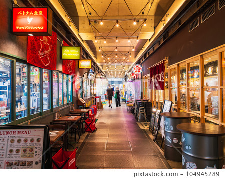 Shimokitazawa Mikan Restaurant District in Shimokita 104945289