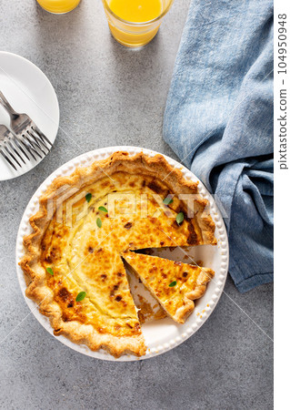 Quiche lorraine for breakfast 104950948