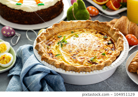 Quiche lorraine for Easter brunch Quiche lorraine for Easter brunch 104951129