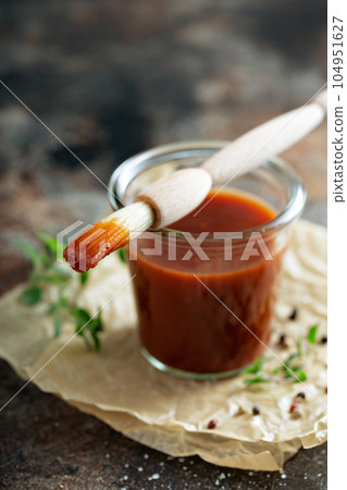 Homemade barbeque sauce in a jar 104951627
