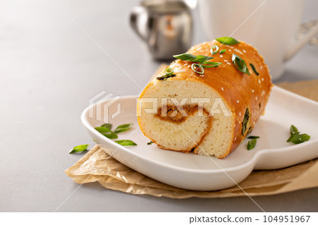 Pandan kaya roti bun, sweet coconut bun Pandan kaya roti bun, sweet coconut bun 104951967