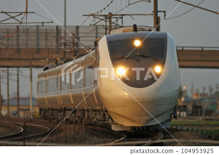 北陸本線 加賀笠間~三河 JR西日本 681系列 T01編隊(金澤) Thunderbird 北陸本線 加賀笠間~三河 JR西日本 681系列 T01編隊(金澤) Thunderbird 104953925