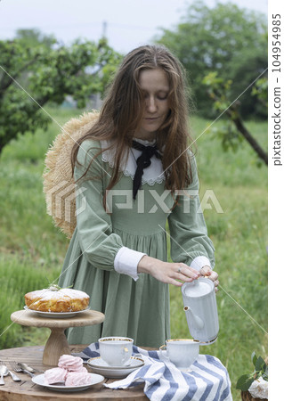 garden and tea party 104954985