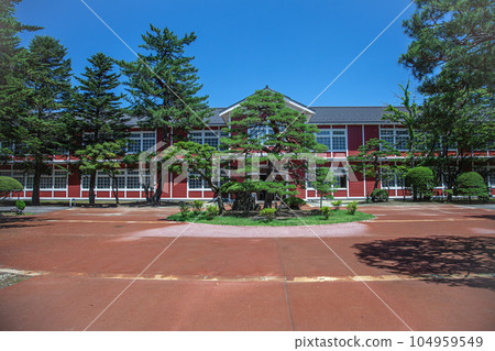Former Nagai Elementary School First School Building Former Nagai Elementary School First School Building 104959549