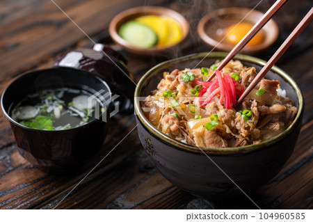Beef bowl Chin in the microwave! Affordable Frozen Beef Bowl (with Red Ginger) Beef bowl Chin in the microwave! Affordable Frozen Beef Bowl (with Red Ginger) 104960585