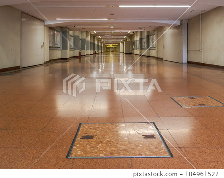 東京城市景觀無人地下通道 104961522