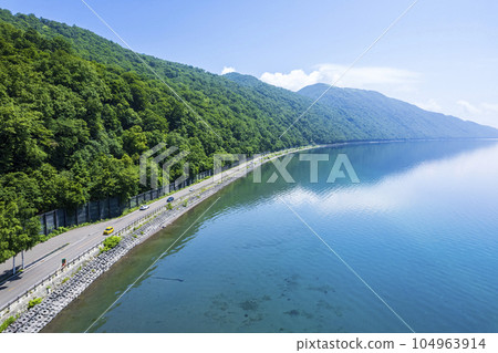 夏季支笏湖鳥瞰圖（駕駛圖） 104963914