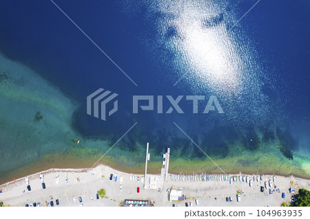 Aerial view of Lake Shikotsu in summer (Poropinai Lake Shikotsu Blue) 104963935