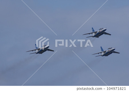 藍色脈衝 T-4 編隊起飛 104971821
