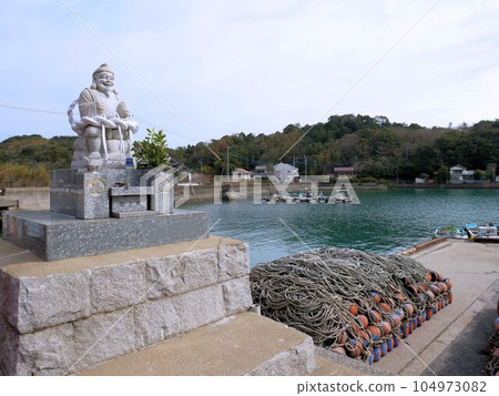 瀨高漁港和惠比壽雕像（熊本縣上天草市） 104973082