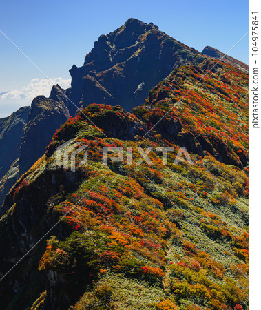 (谷川岳) 谷川山頂附近,紅葉之巔 (谷川岳) 谷川山頂附近,紅葉之巔 104975841