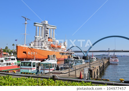 [Aichi] Stroll around Nagoya Port. Antarctic observation ship Fuji, Port of Nagoya Aquarium, gourmet food, famous port water art fireworks, etc. can be enjoyed by the whole family. 104977457