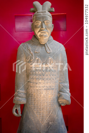 General's figure excavated near the Mausoleum of the First Qin Emperor at Nagasaki Airport 104977532