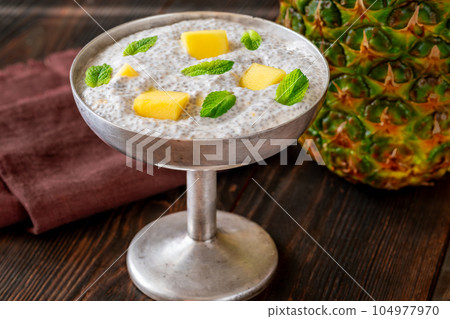 Chia pudding with mango Chia pudding with mango 104977970