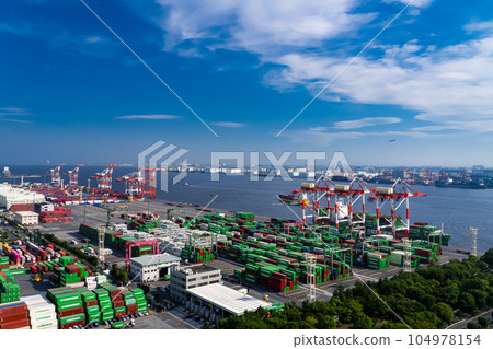 《Tokyo》Aomi Container Wharf/Container Yard 104978154