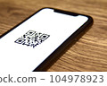 二維碼和無現金支付圖片 104978923