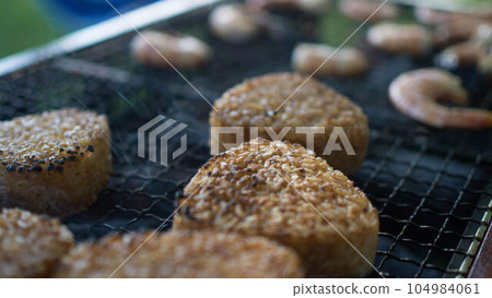 燒烤飯糰 燒烤飯糰 104984061