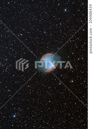Space Dullbell Nebula M27 in Vulpes Minor 104986434