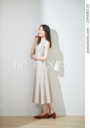 Beauty portrait 104986530