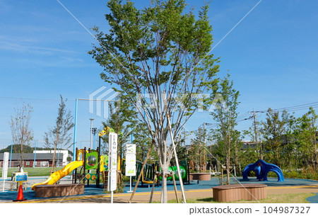 川崎市多摩區前街生田交流廣場的遊樂設施 104987327