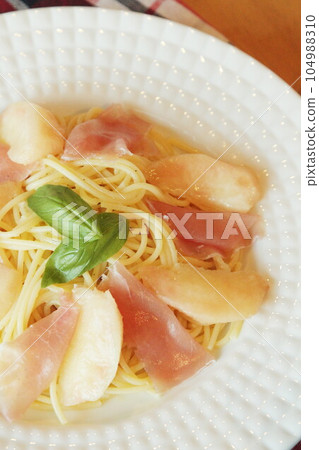 Pasta with peach and prosciutto Pasta with peach and prosciutto 104988310