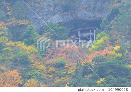 Autumn scenery of Nageiredo Autumn scenery of Nageiredo 104990038