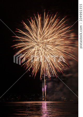 Fireworks at Lake Suwa Fireworks at Lake Suwa 104991355