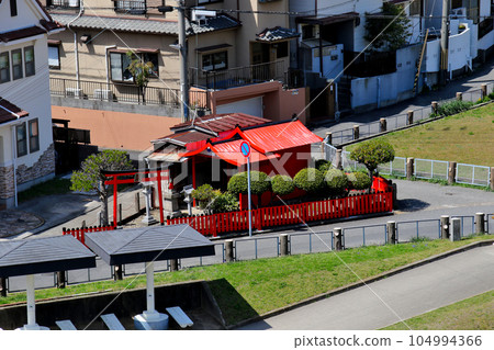 View of Iwamoto Inari Okami from Goshikizuka Tumulus in Goshikiyama, Tarumi Ward, Kobe City View of Iwamoto Inari Okami from Goshikizuka Tumulus in Goshikiyama, Tarumi Ward, Kobe City 104994366