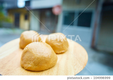 Freshly made hot spring steamed buns in the hot spring town Copy space Freshly made hot spring steamed buns in the hot spring town Copy space 104996999