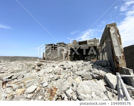 高聳的軍艦島遺址 高聳的軍艦島遺址 104999576