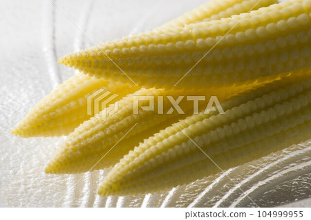 煮玉米寶寶沙拉 104999955