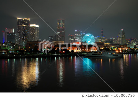 從Oosan橋樑看的Minato Mirai夜視圖 105003756