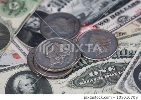 Old west US banknotes and silver certificates with silver dollar coins Old west US banknotes and silver certificates with silver dollar coins 105010709