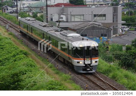 Rapid Sawayaka Walking Series 373 Gotemba Line near Yamakita 105012404
