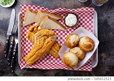 Fried catfish with cornbread 105012523