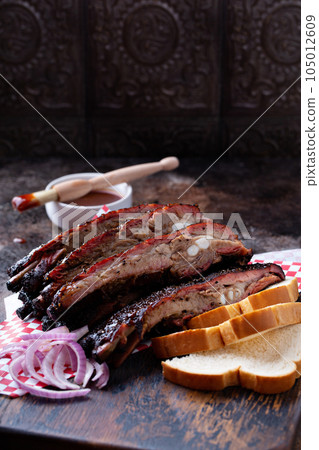 Barbeque beef brisket 105012609