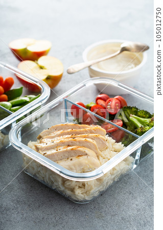 Meal prep containers with healthy lunch to go Meal prep containers with healthy lunch to go 105012750