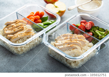 Meal prep containers with healthy lunch to go Meal prep containers with healthy lunch to go 105012751