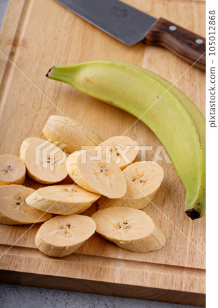 Cooking with plantains 105012868