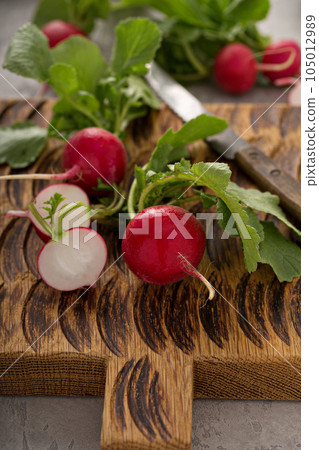 Cooking with radishes Cooking with radishes 105012989