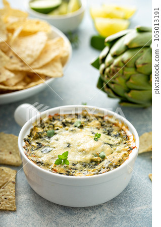 Artichoke spinach dip 105013191