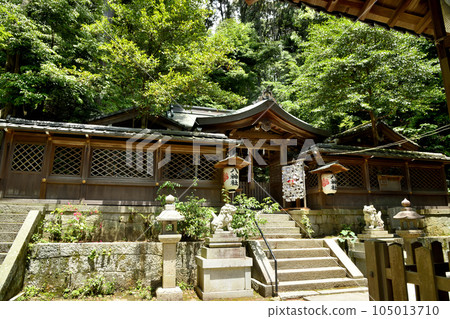 Eight Shrines (Worship Hall/Main Hall) [Sakyo Ward, Kyoto City, Kyoto Prefecture] 105013710