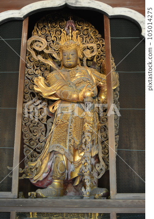 Statue of "Idaten" (Manpuku-ji Temple, Tenno-den / 34 Gogasho Sanbanwari, Uji City, Kyoto Prefecture) 105014275