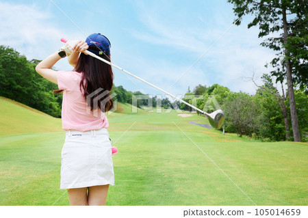女子打高爾夫球 女子打高爾夫球 105014659