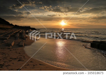 日本海的夕陽（其二） 105018673