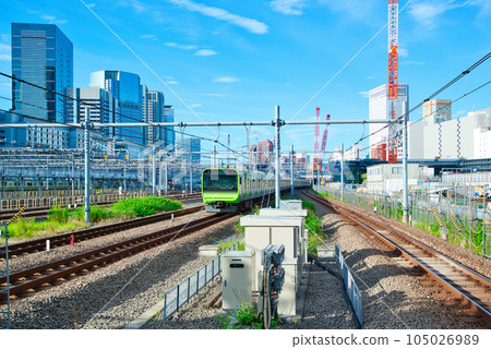 A view of Shinagawa from Takanawa Gateway Station on the new Yamanote Line 105026989