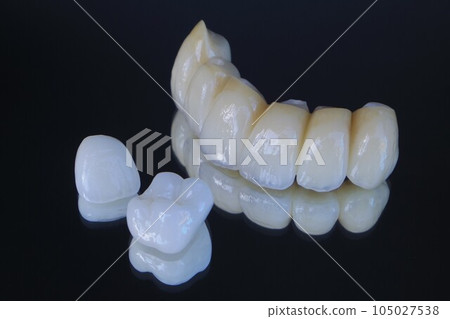 去看牙醫,獲得潔白潔白的牙齒 去看牙醫,獲得潔白潔白的牙齒 105027538