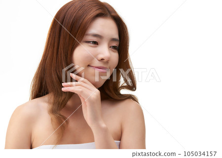 Beauty, a clean-skinned young woman Beauty, a clean-skinned young woman 105034157