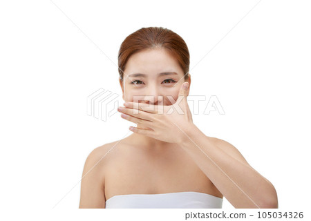 Beauty, a clean-skinned young woman 105034326