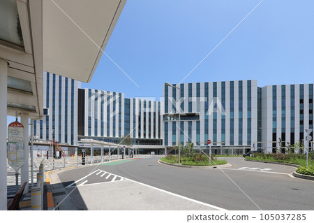Haneda Innovation City and bus stop with grand opening in 2023 105037285